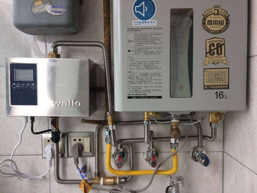 电热水器VS燃气热水器优缺点_3000w的热水器一天用电_燃气热水器与电热水器对比